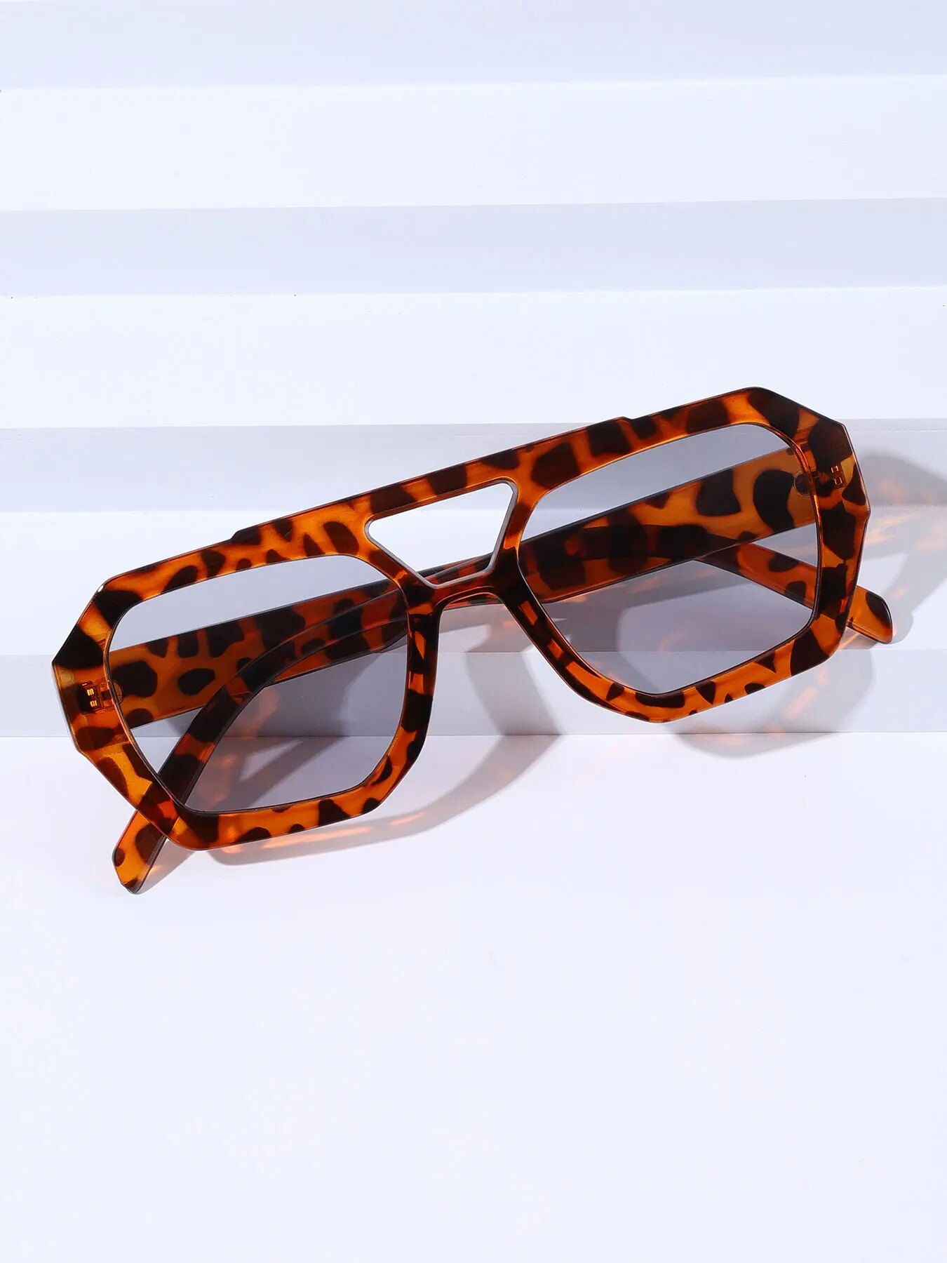 Fashion Vintage Square Irregul - đánh giá và giá Women'S Fashion Reading Glasses